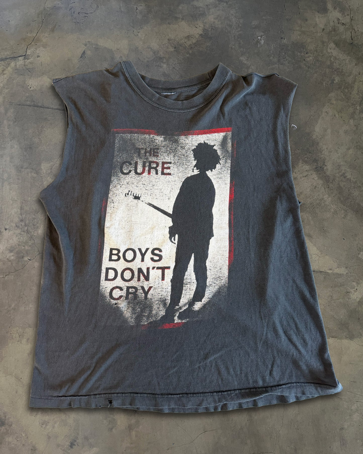 VINTAGE THE CURE BOYS DONT CRY TANK