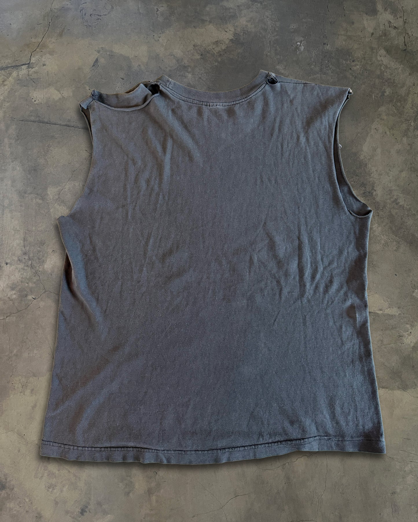 VINTAGE THE CURE BOYS DONT CRY TANK