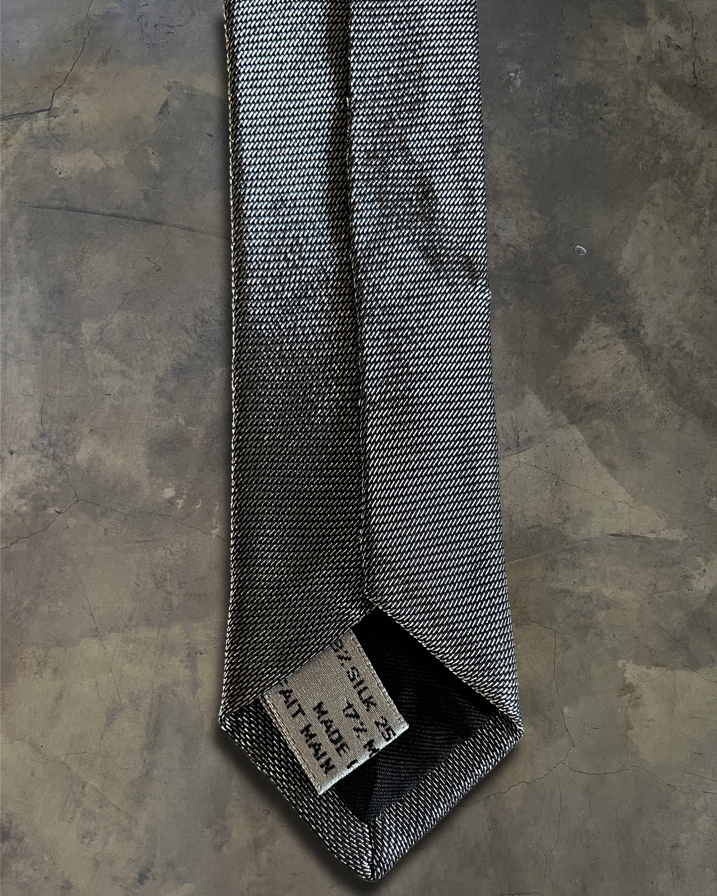DIOR HOMME FW2011 SKINNY SILVER TIE