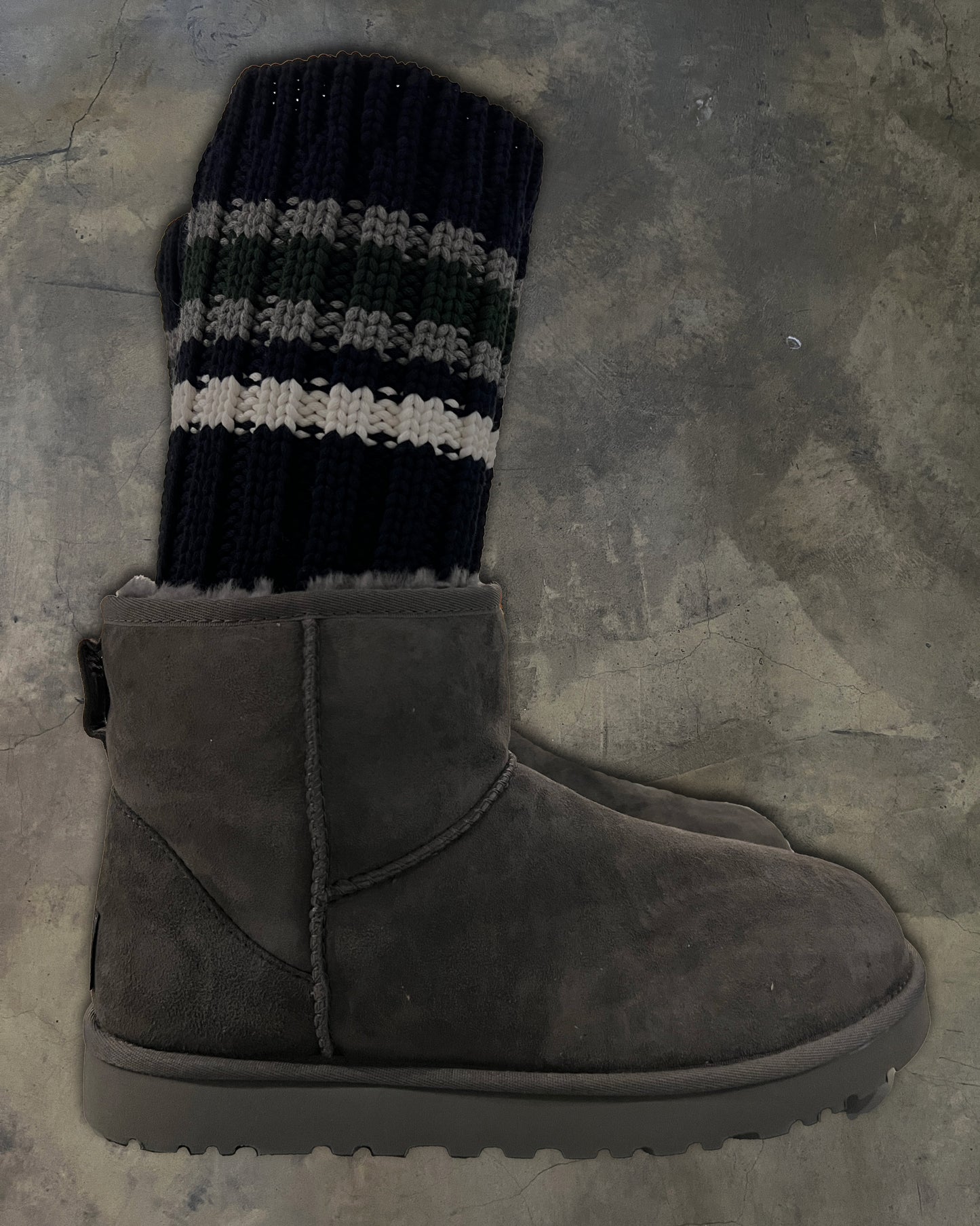 SACAI X UGG KNIT CLASSIC BOOTS