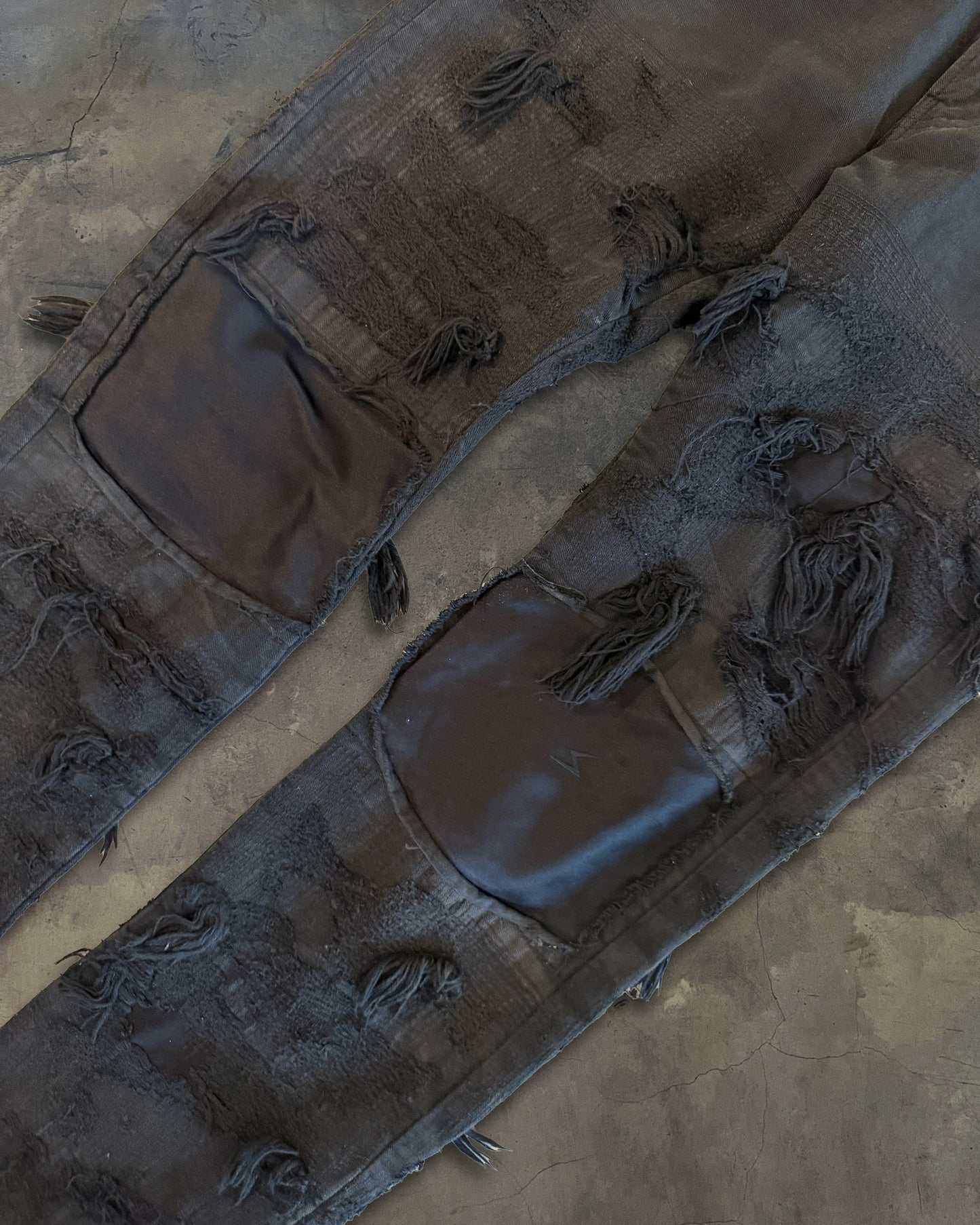 UNDERCOVER AW2009 EARMUFF MANIAC 78 DESTROYED DENIM