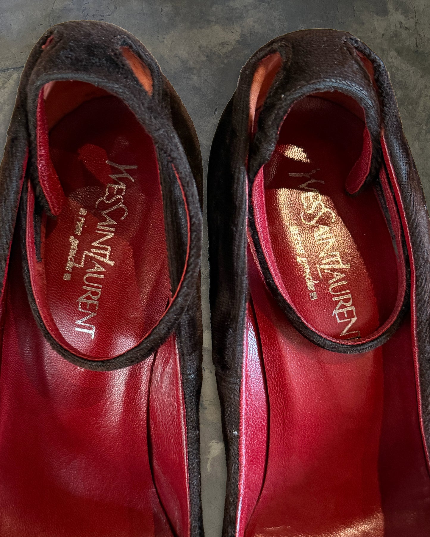 YVES SAINT LAURENT FW2004 BY TOM FORD RUNWAY BROWN VELVET WEDGES